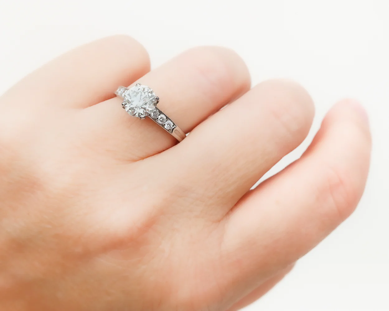 Art Deco Old European-Cut Diamond Engagement Ring - Image 4