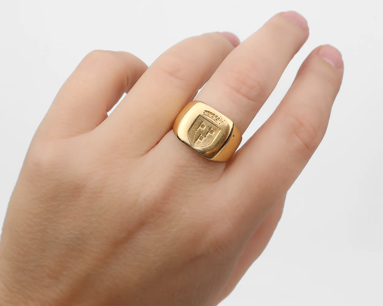 Victorian 18KT Gold Intaglio Ring - Image 3
