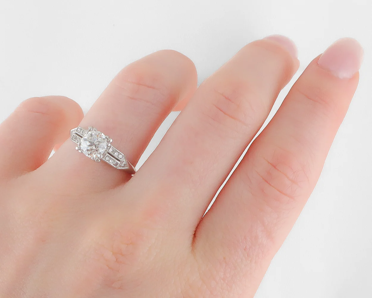 1930s Platinum Diamond Ring - Image 4