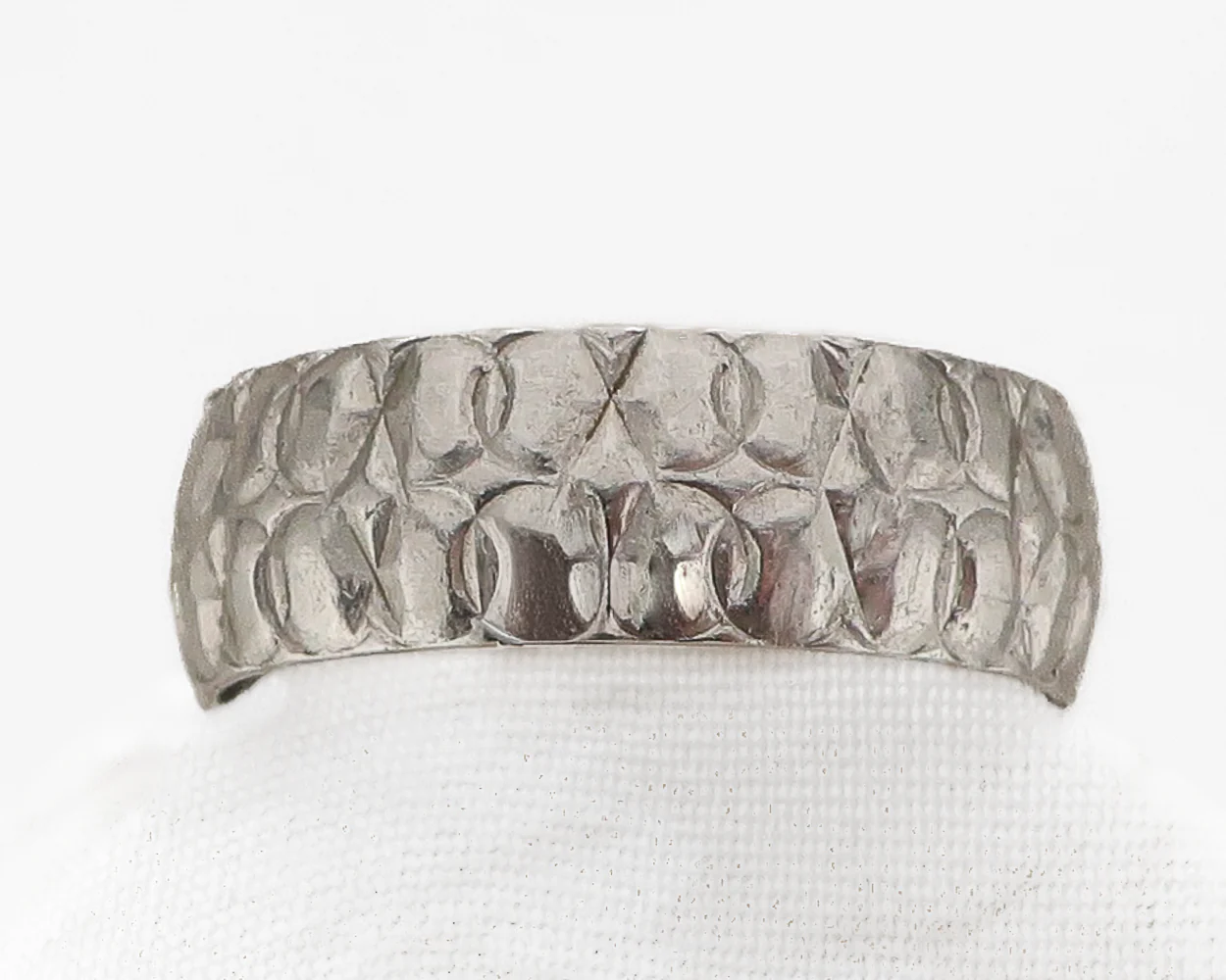 1970s Platinum Engraved Band