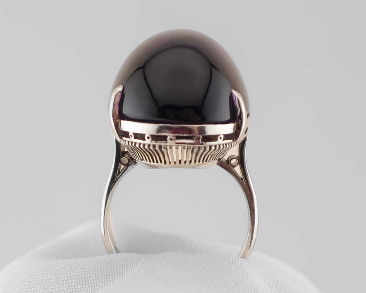 Art Deco Amethyst Cabochon Ring - Image 3