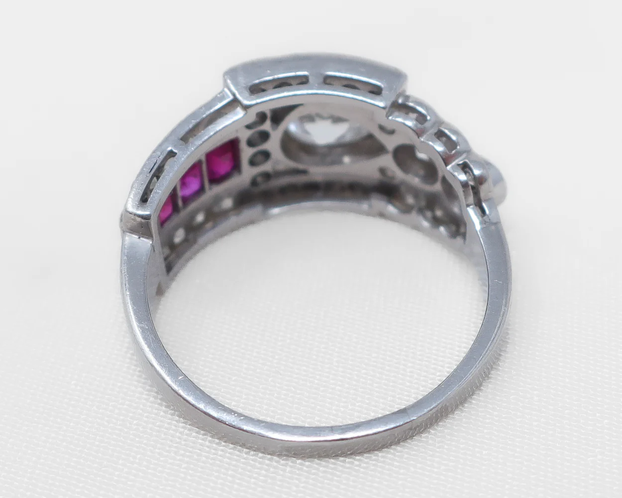 Art Deco Diamond and Ruby Buckle Ring - Image 4