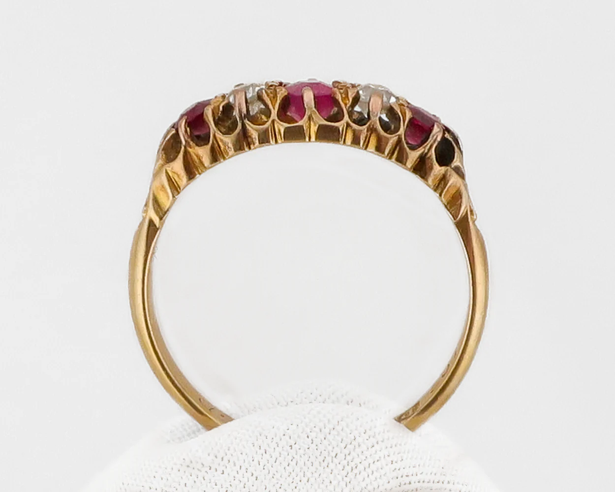Edwardian Diamond & Ruby English Ring - Image 2