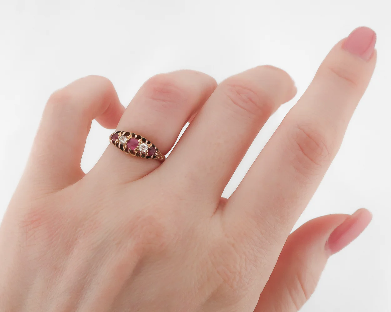 Edwardian Diamond & Ruby English Ring - Image 4