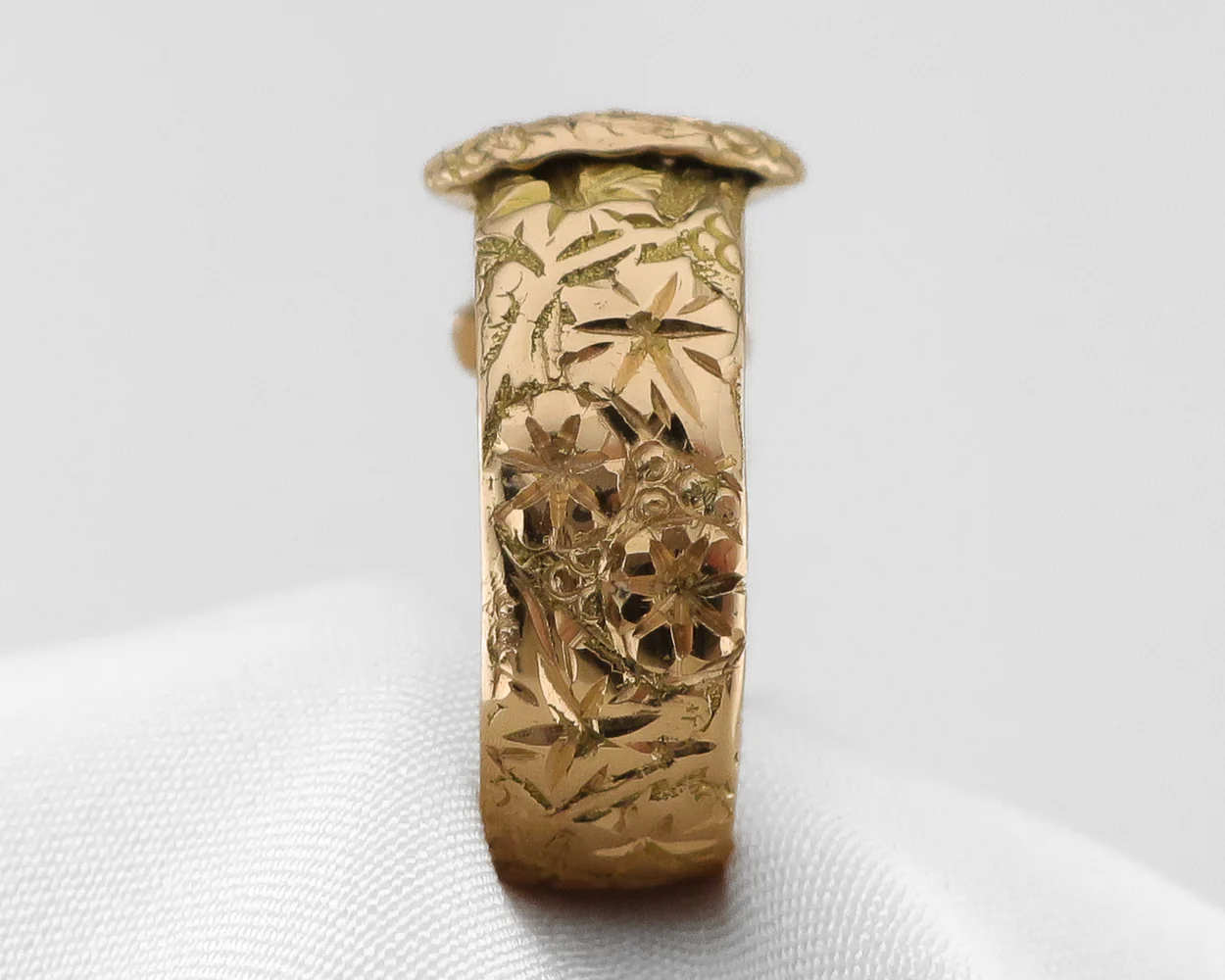 Edwardian Engraved Buckle Ring - Image 2