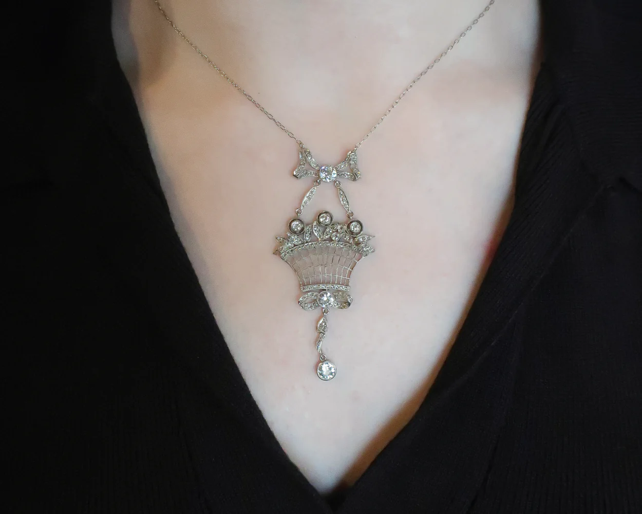 Edwardian Flower Basket Diamond Necklace - Image 4