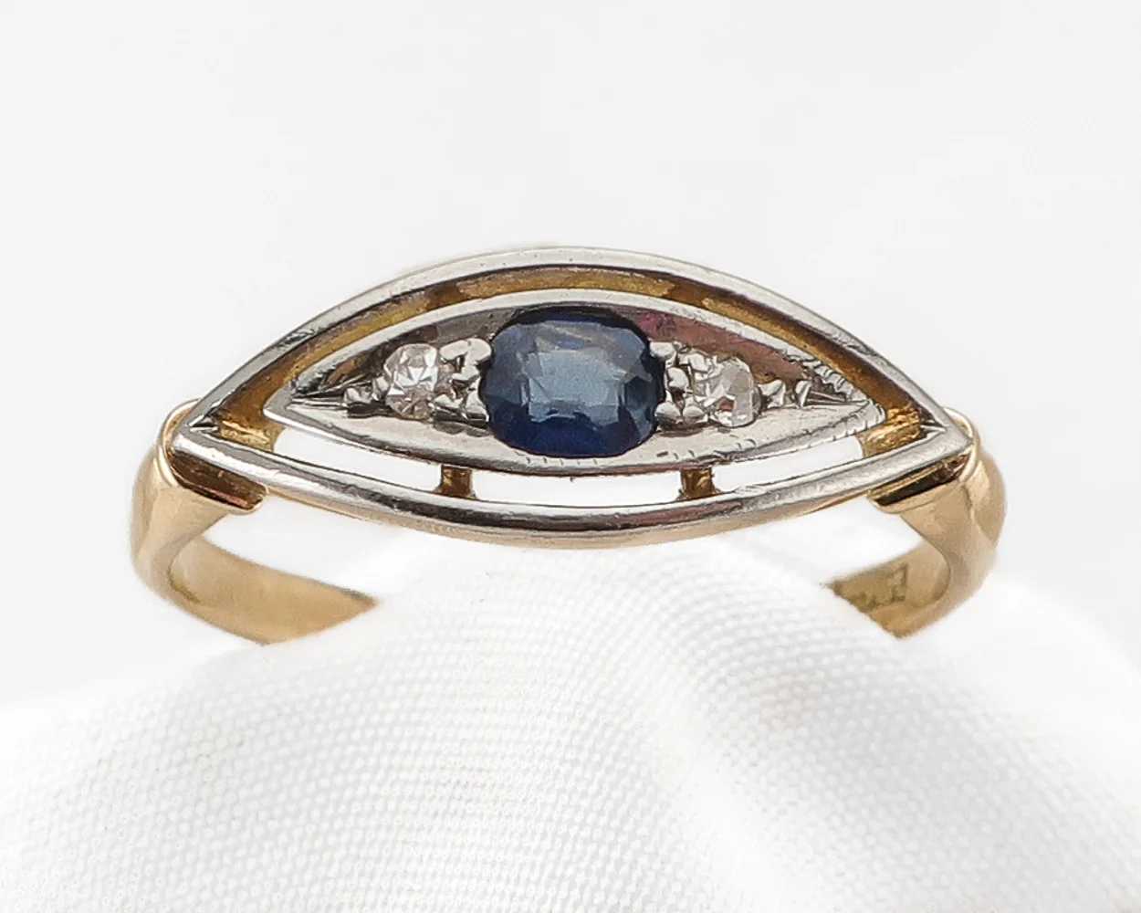 Edwardian Sapphire & Diamond Ring