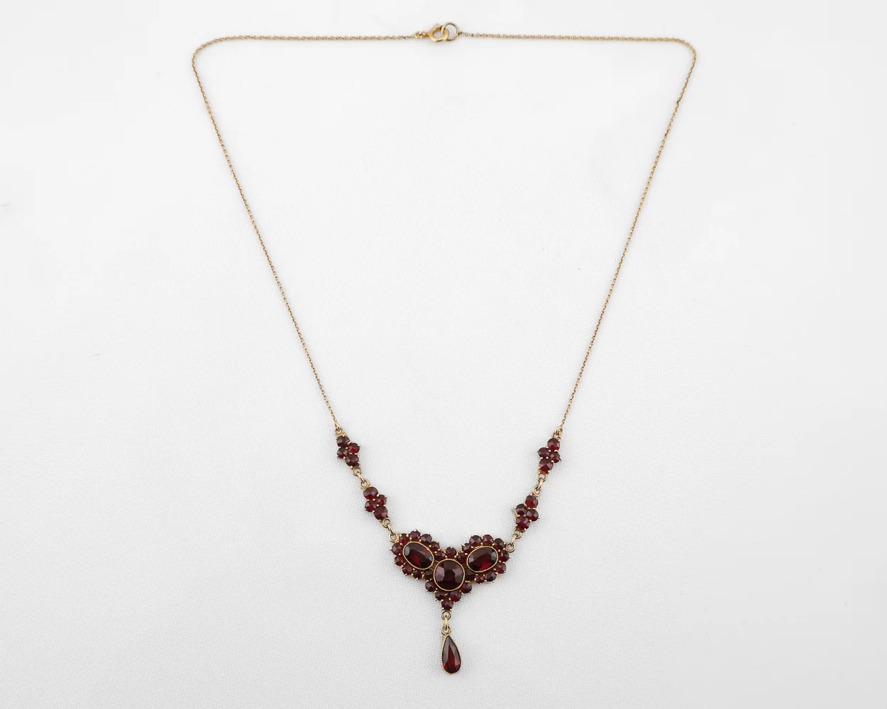 Early-20th Century Garnet Necklace - Image 2