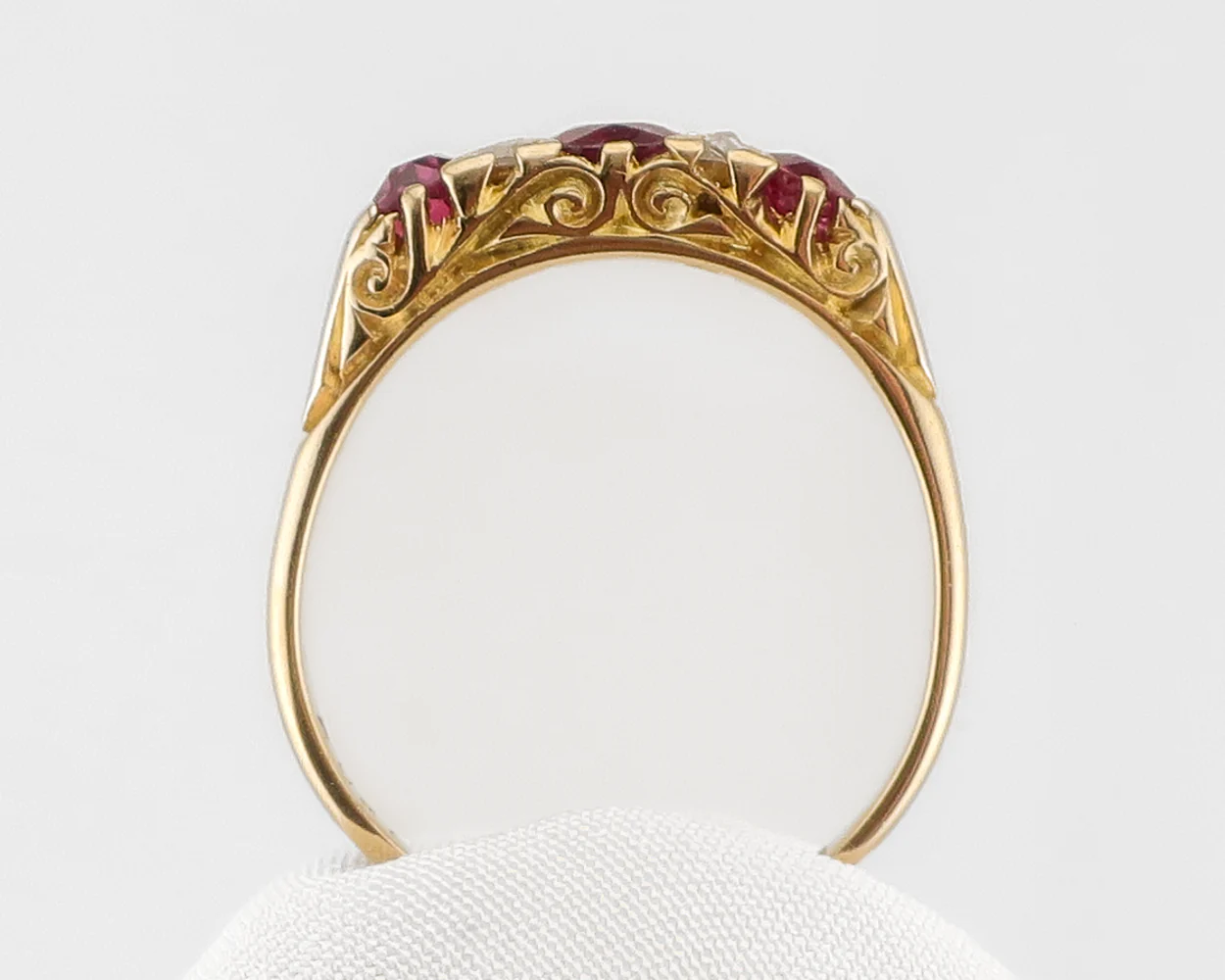 Victorian Ruby & Diamond Ring - Image 2