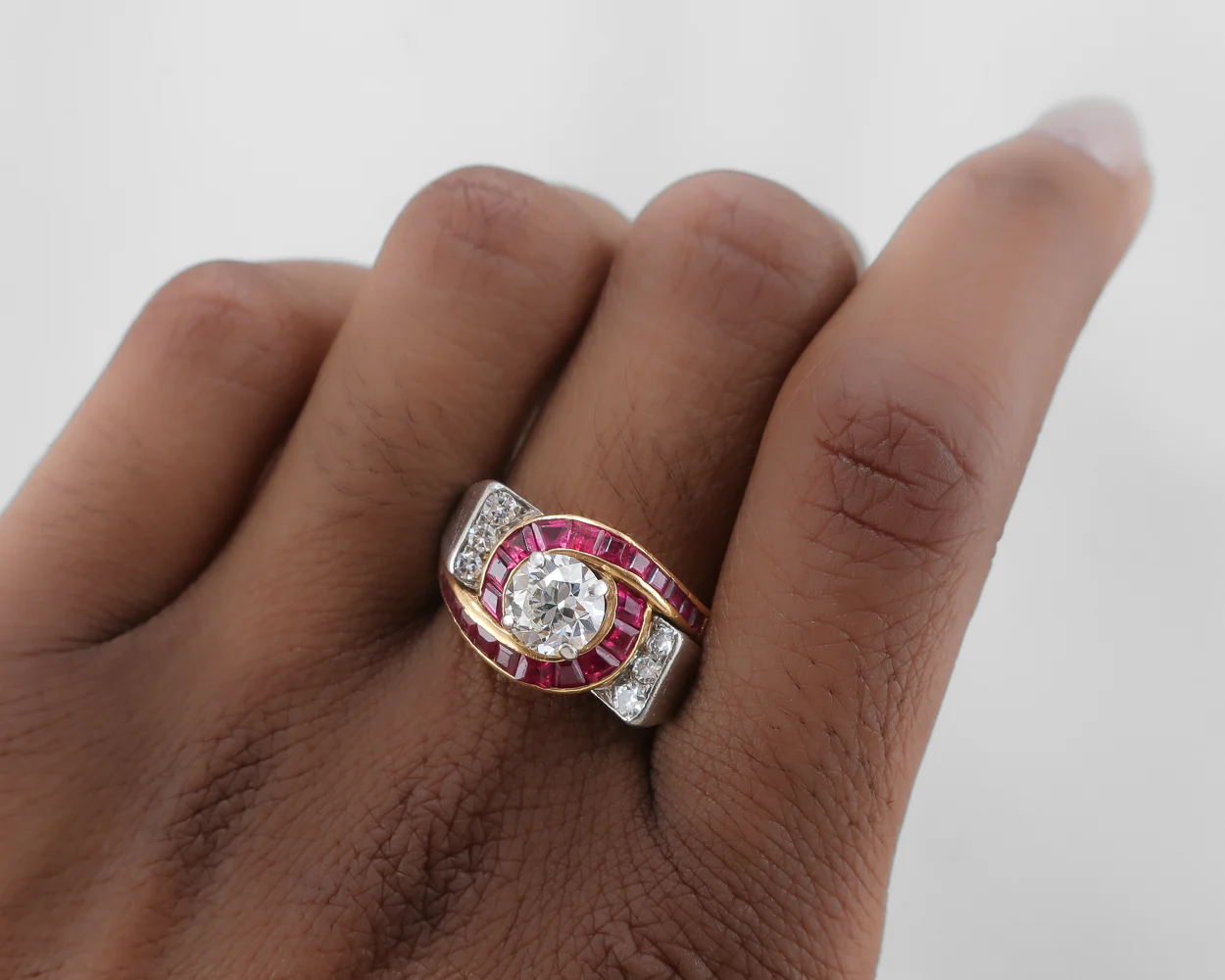 Retro Diamond & Ruby Ring - Image 4