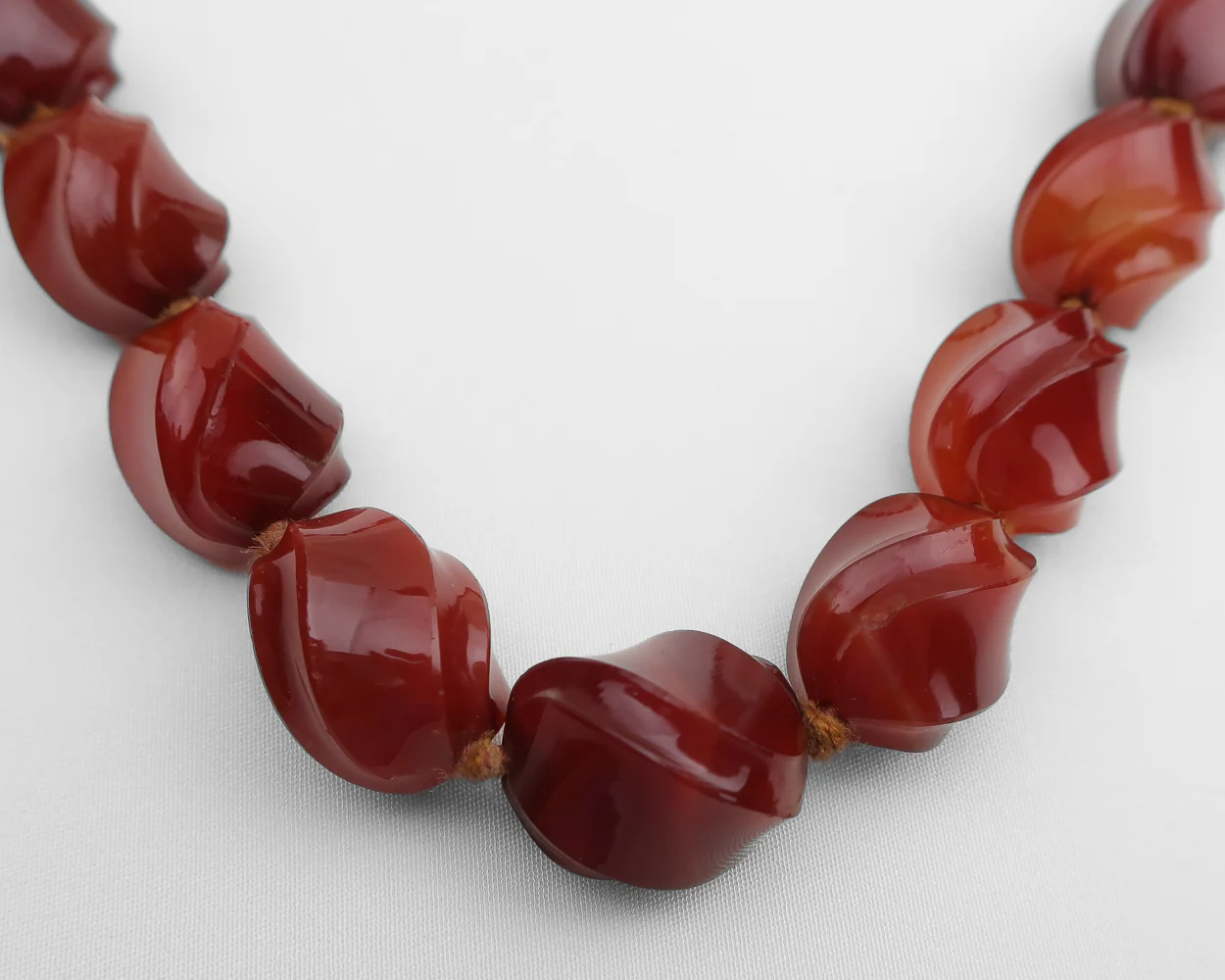 Victorian Carved Agate Necklace - Image 2