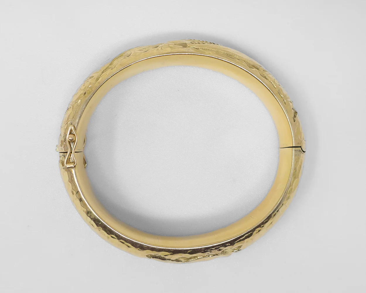 Victorian Alligator Bangle - Image 4