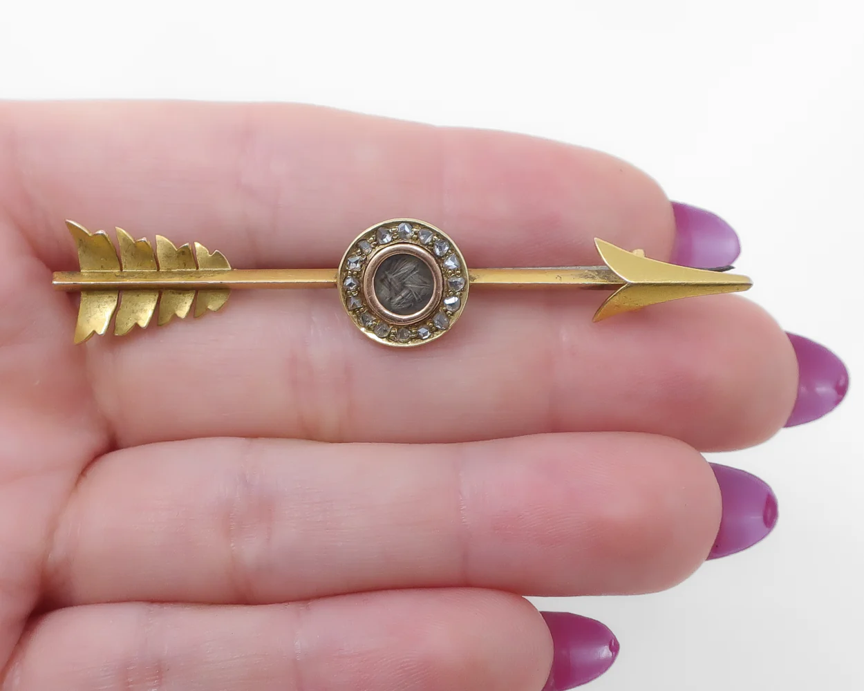 Victorian Diamond Arrow Mourning Brooch - Image 2