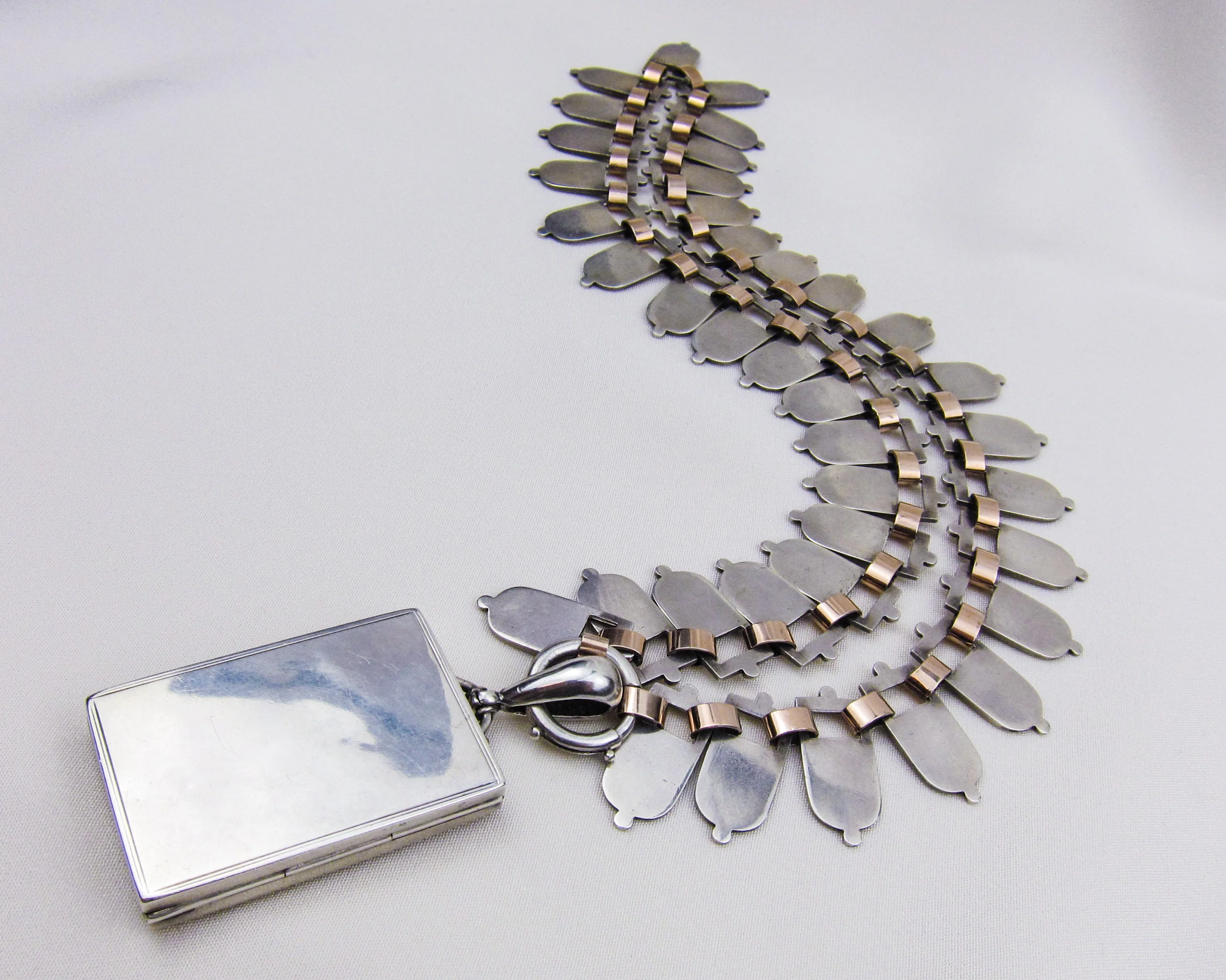 Victorian Embossed Collar & Locket - Image 4
