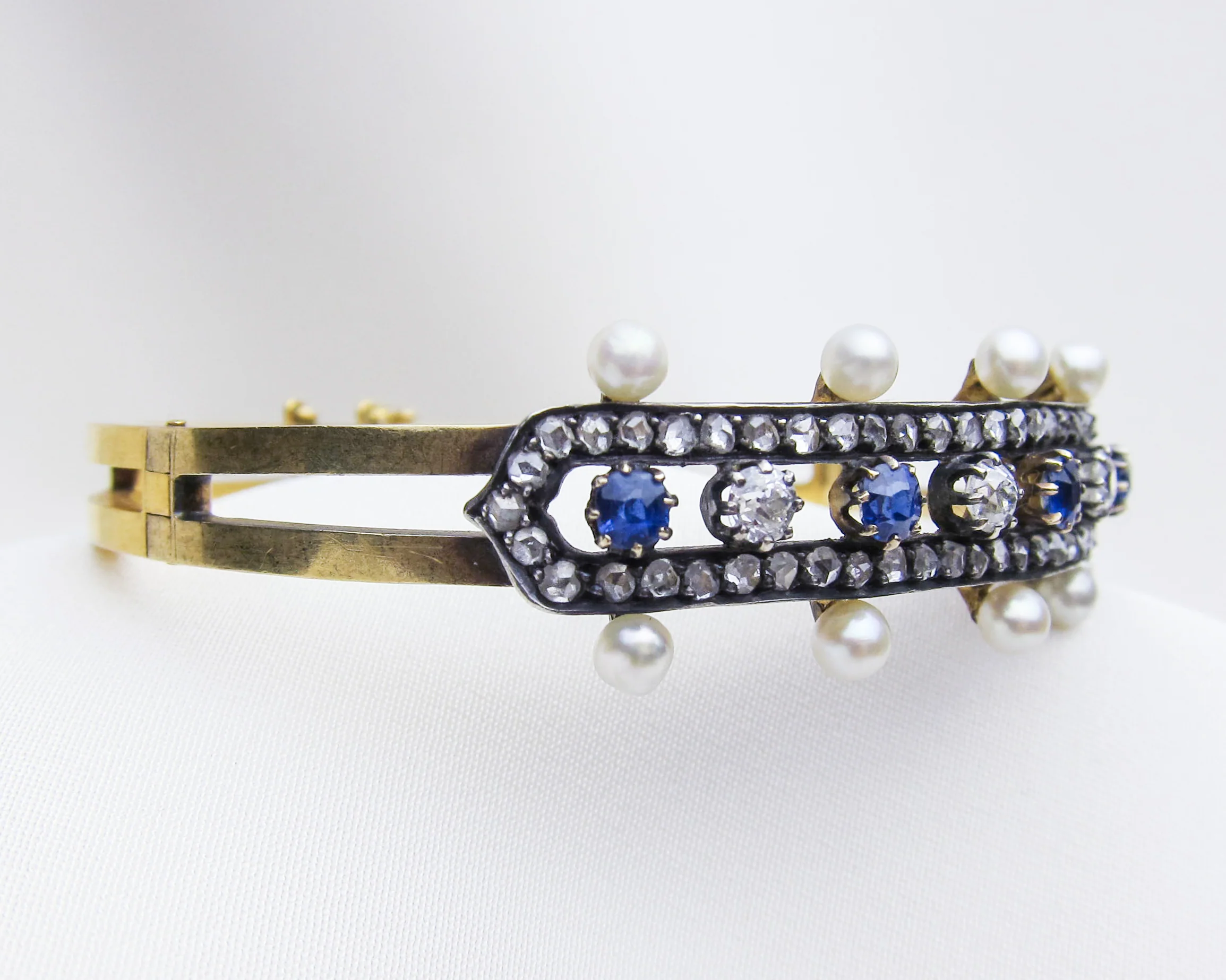 Victorian French Diamond, Sapphire & Pearl Bangle - Image 4