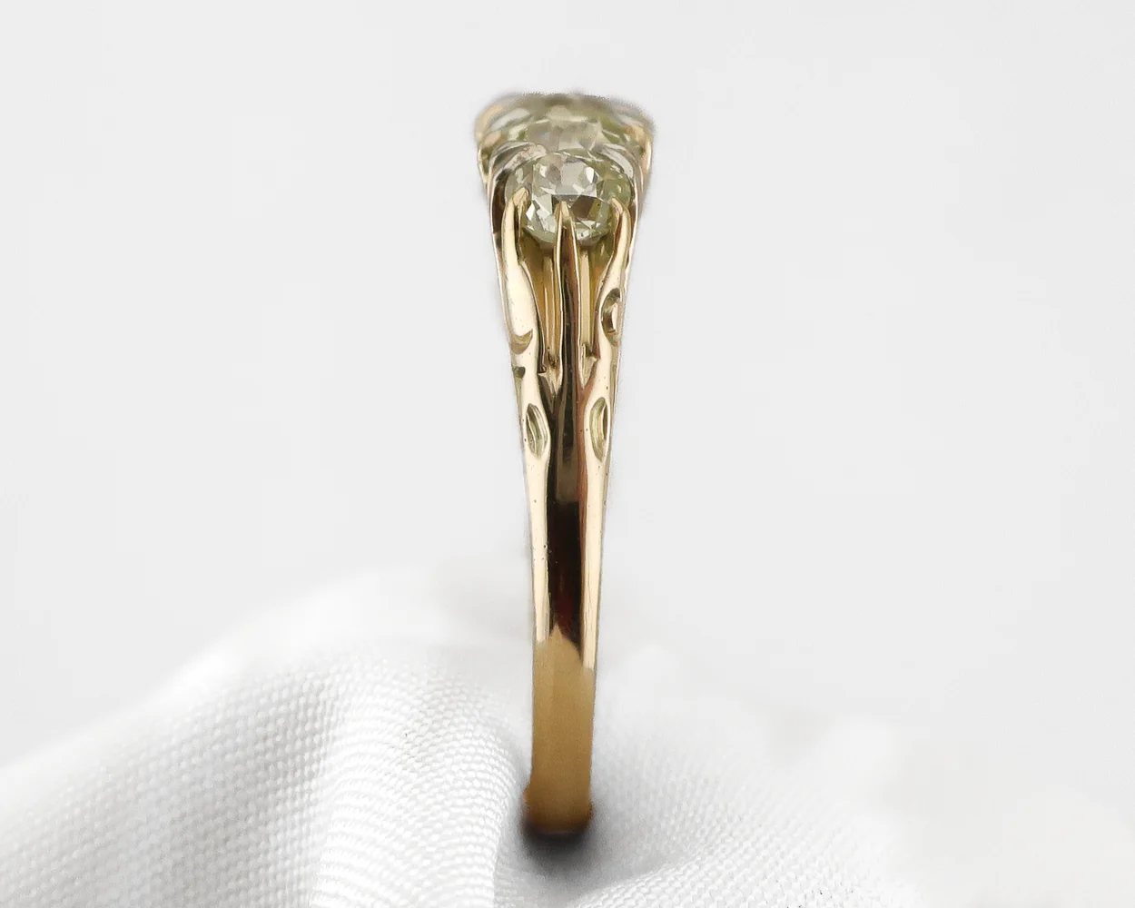 Victorian 5-Stone Diamond Ring - Image 2