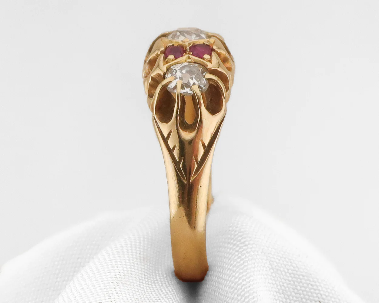 Victorian Ruby & Diamond Ring - Image 3
