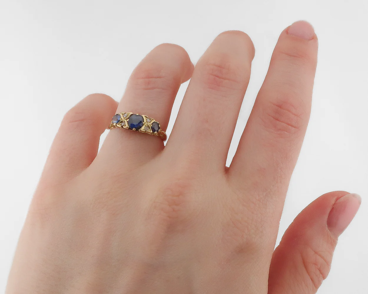Victorian Sapphire & Diamond Ring - Image 4