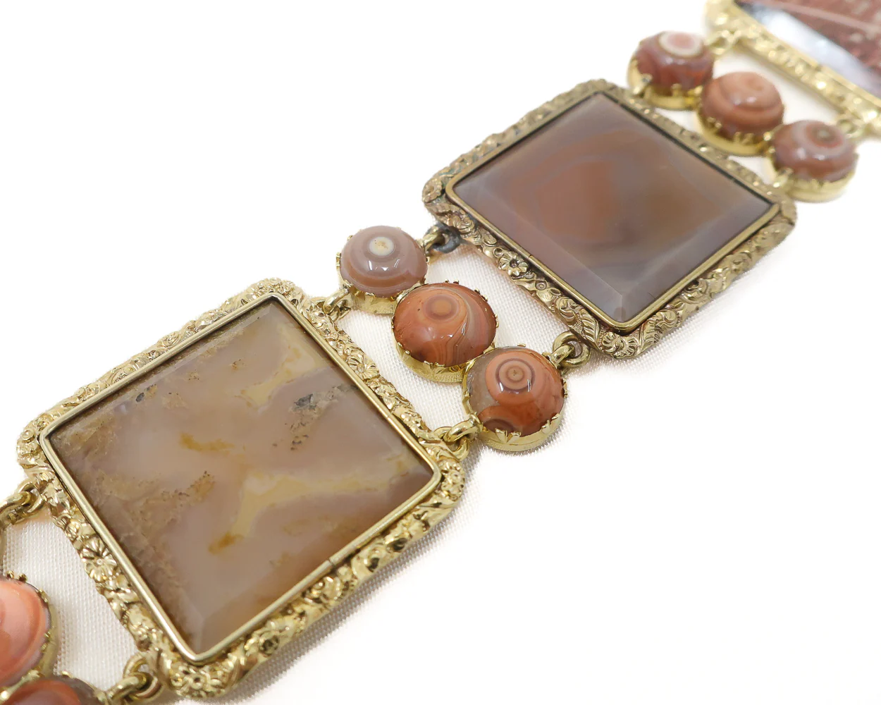 Victorian Agate 15KT Bracelet - Image 2