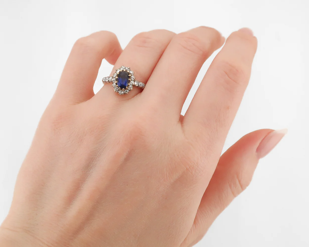 Victorian Sapphire & Diamond Halo Ring - Image 4